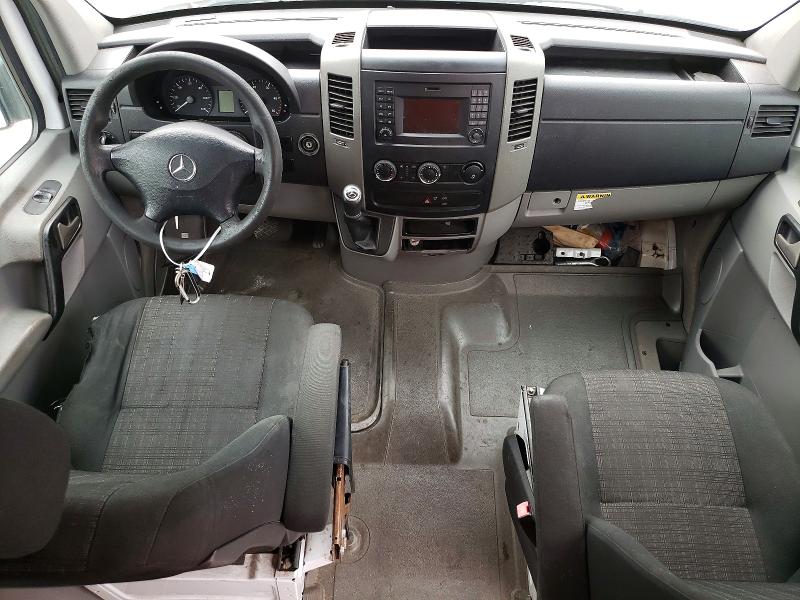 Photo 8 from auction – 2017 MERCEDES-BENZ SPRINTER 2 with VIN WD3PE7CD6HP565499