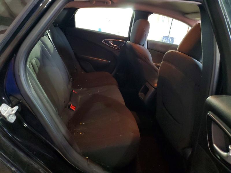 Photo 10 from auction – 2016 CHRYSLER 200 with VIN 1C3CCCAB9GN112710