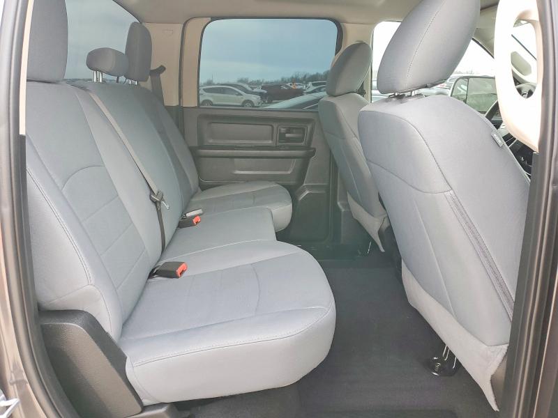 Photo 10 from auction – 2018 RAM 1500 ST with VIN 1C6RR7KM2JS228021