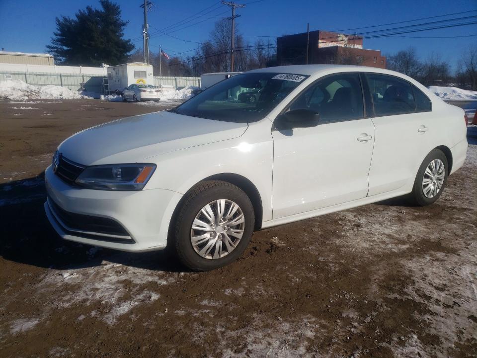 VOLKSWAGEN JETTA BASE 2015 with VIN 3VW2K7AJ9FM325526 - Photo from auction