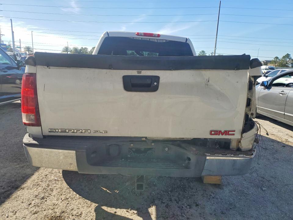 Photo 6 from auction – 2007 GMC NEW SIERRA with VIN 3GTEC13J47G532431