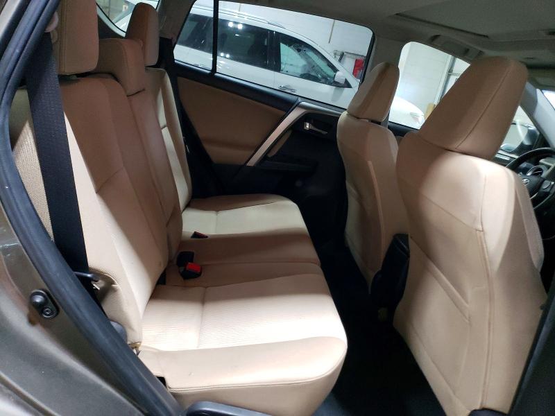 Photo 11 from auction – 2014 TOYOTA RAV4 XLE with VIN JTMRFREV7ED065443