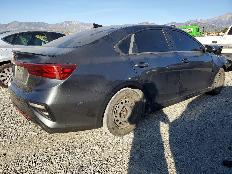 Photo 3 from auction – 2021 KIA FORTE with VIN 3KPF34AD8ME321470