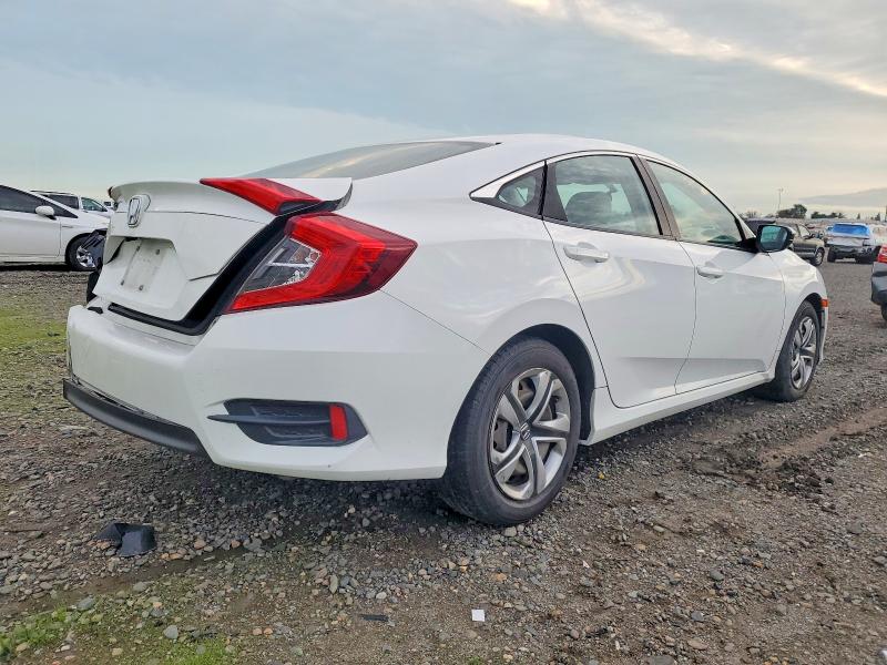 Photo 3 from auction – 2018 HONDA CIVIC LX with VIN 19XFC2F53JE202873