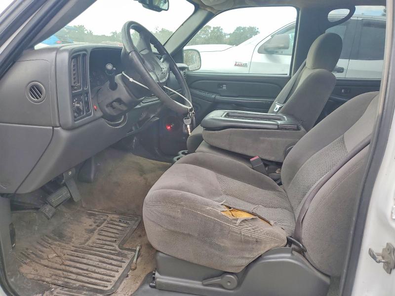 Photo 7 from auction – 2005 CHEVROLET SILVERADO with VIN 2GCEC13T651398612
