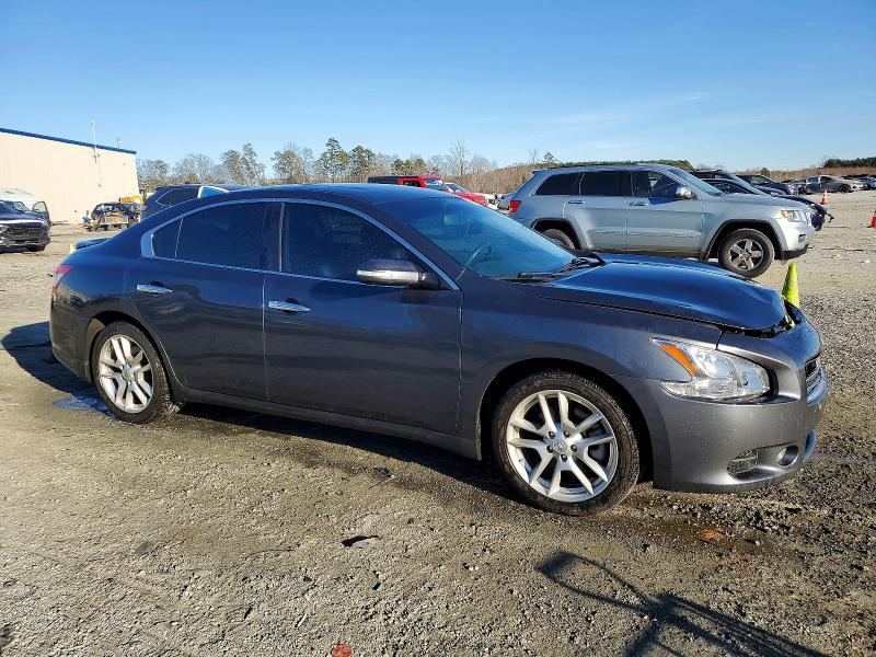 Фото 4 с аукциона – 2010 NISSAN MAXIMA S с VIN 1N4AA5AP5AC847483