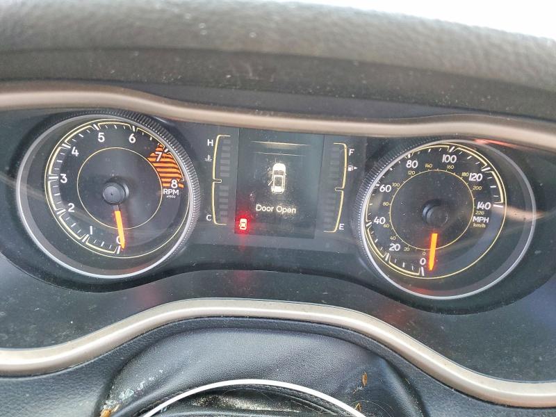 Photo 9 from auction – 2016 JEEP CHEROKEE with VIN 1C4PJMCS6GW114673