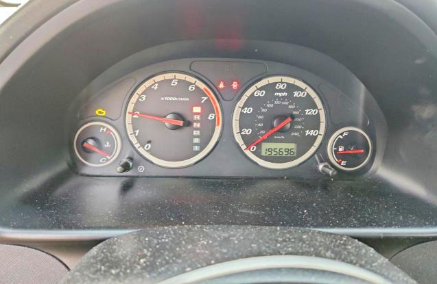 Photo 9 from auction – 2002 HONDA CR-V LX with VIN JHLRD68422C023564