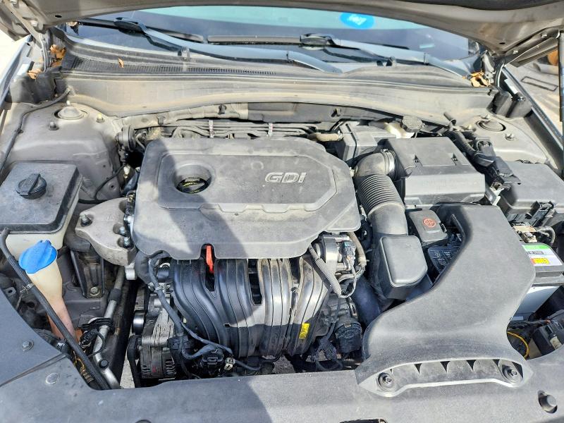Photo 11 from auction – 2018 KIA OPTIMA with VIN 5XXGT4L33JG191688