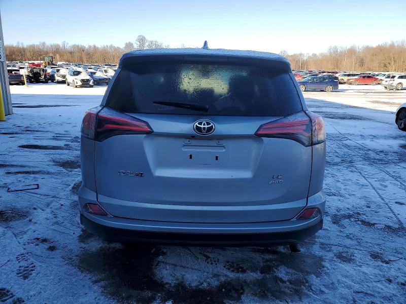 Photo 6 from auction – 2017 TOYOTA RAV4 LE with VIN 2T3BFREV6HW676766
