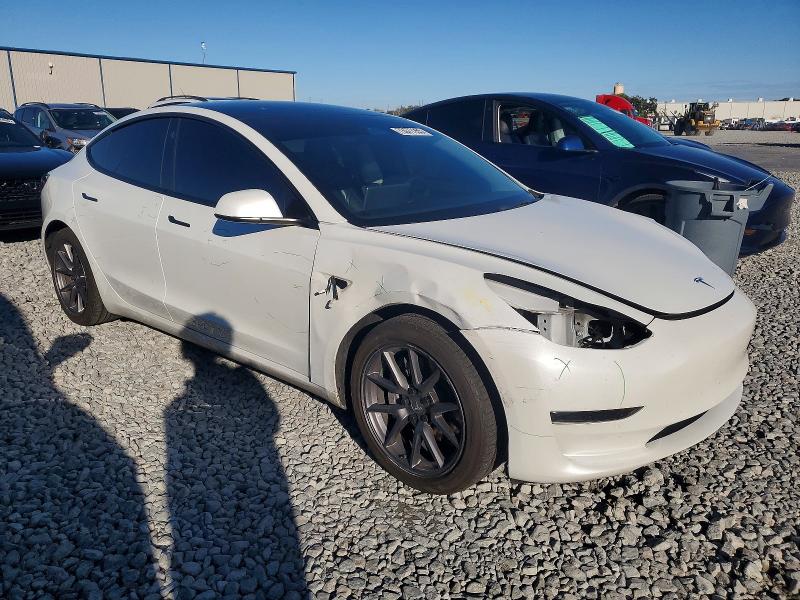 Photo 4 from auction – 2021 TESLA MODEL 3 with VIN 5YJ3E1EA6MF085651