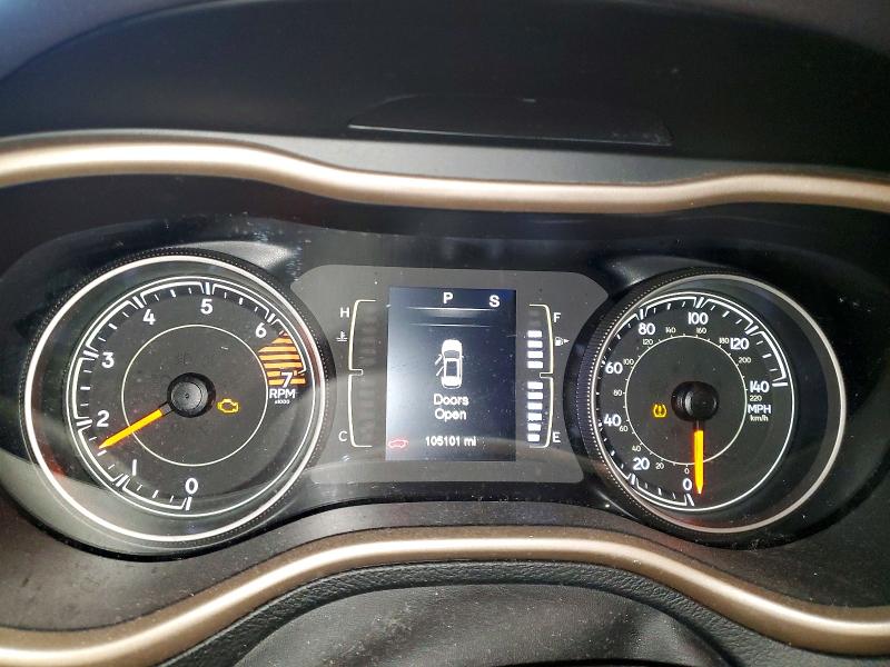Photo 9 from auction – 2017 JEEP CHEROKEE with VIN 1C4PJLCB5HW645357