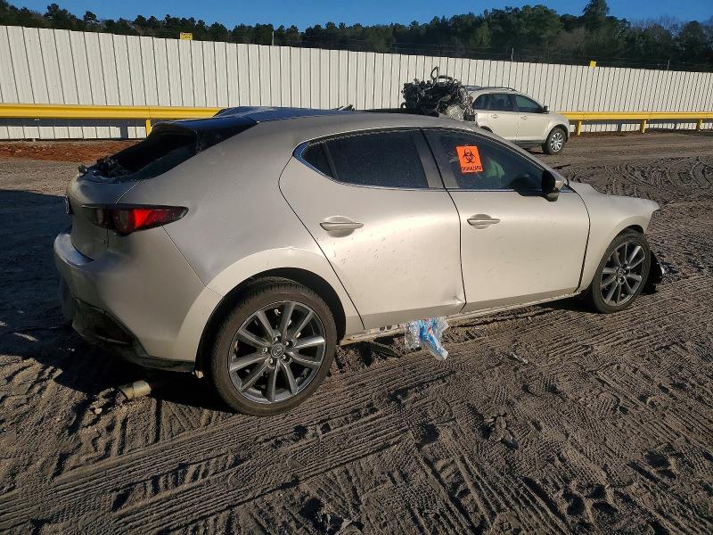 Photo 3 from auction – 2023 MAZDA 3 with VIN JM1BPALM8P1610516