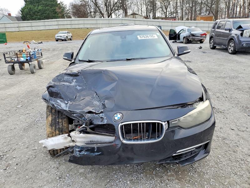 Photo 5 from auction – 2012 BMW 328 with VIN WBA3A5C54CF259667