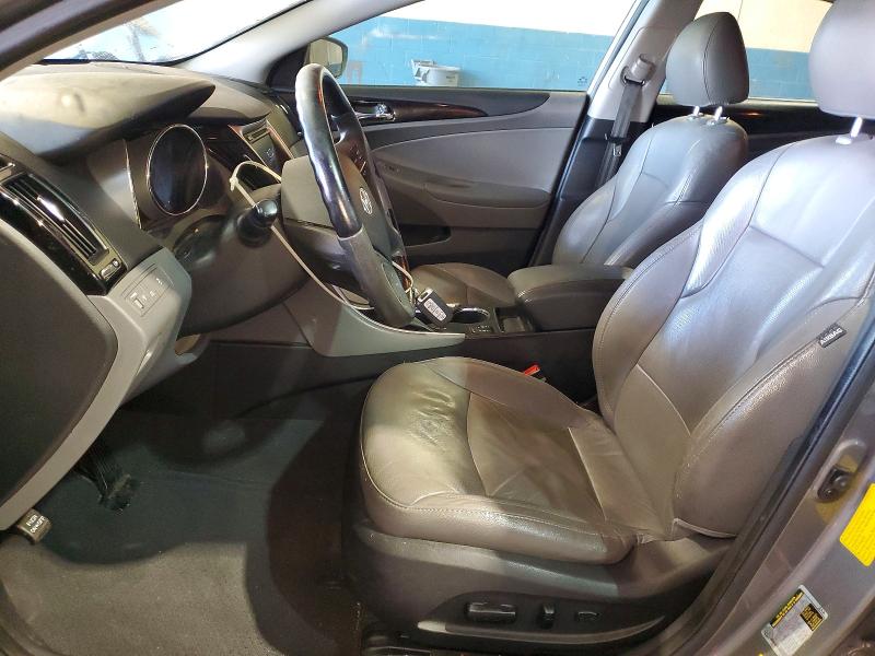 Photo 7 from auction – 2013 HYUNDAI SONATA SE with VIN 5NPEC4AC5DH578195
