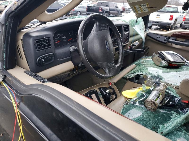 Photo 8 from auction – 2005 FORD EXCURSION with VIN 1FMSU43P25ED45386