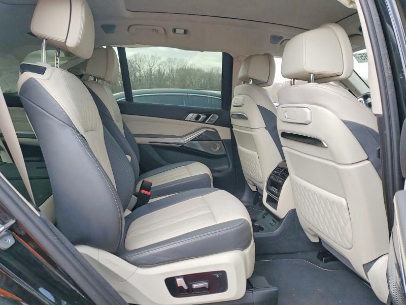Photo 11 from auction – 2023 BMW X7 M60I with VIN 5UX33EM07P9P47434