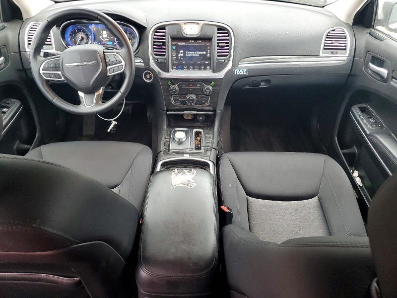 Photo 8 from auction – 2018 CHRYSLER 300 TOURIN with VIN 2C3CCAAG9JH253714