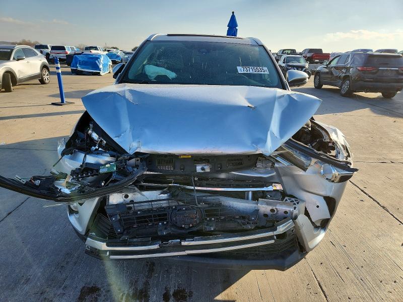 Photo 5 from auction – 2018 TOYOTA HIGHLANDER with VIN 5TDDGRFH9JS042051