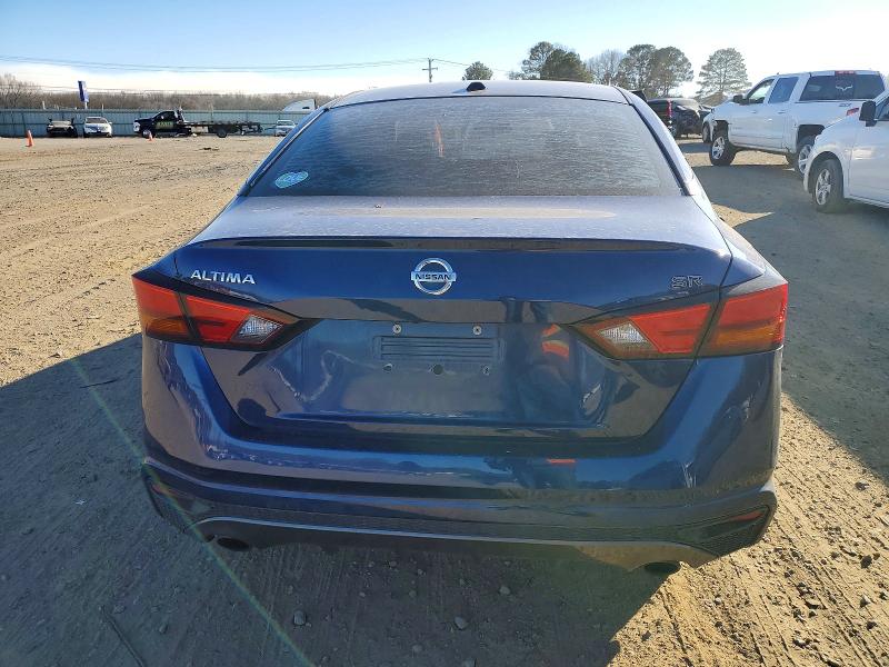 Photo 6 from auction – 2019 NISSAN ALTIMA SR with VIN 1N4BL4CV6KC181711
