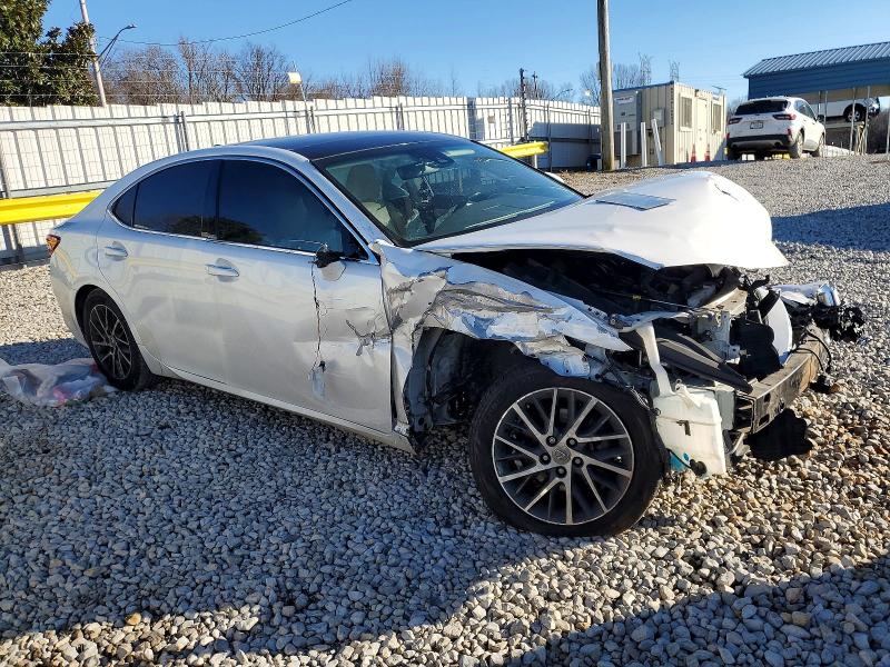 Photo 4 from auction – 2017 LEXUS ES 350 with VIN 58ABK1GG8HU061357