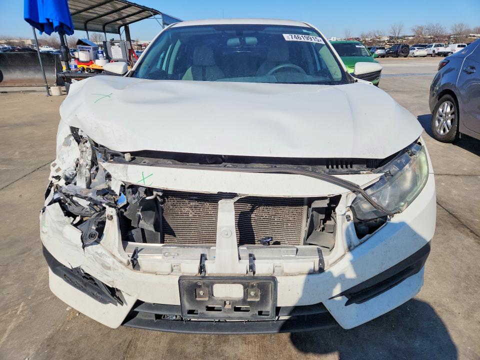 Photo 5 from auction – 2017 HONDA CIVIC LX with VIN 19XFC2F51HE062932