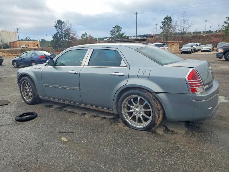 Photo 2 from auction – 2006 CHRYSLER 300 with VIN 2C3KA43R96H220057