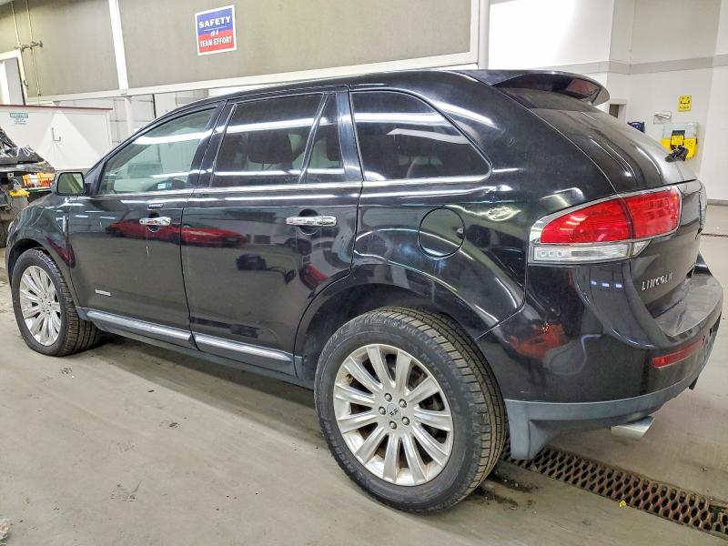 Photo 2 from auction – 2011 LINCOLN MKX with VIN 2LMDJ8JK1BBJ34580