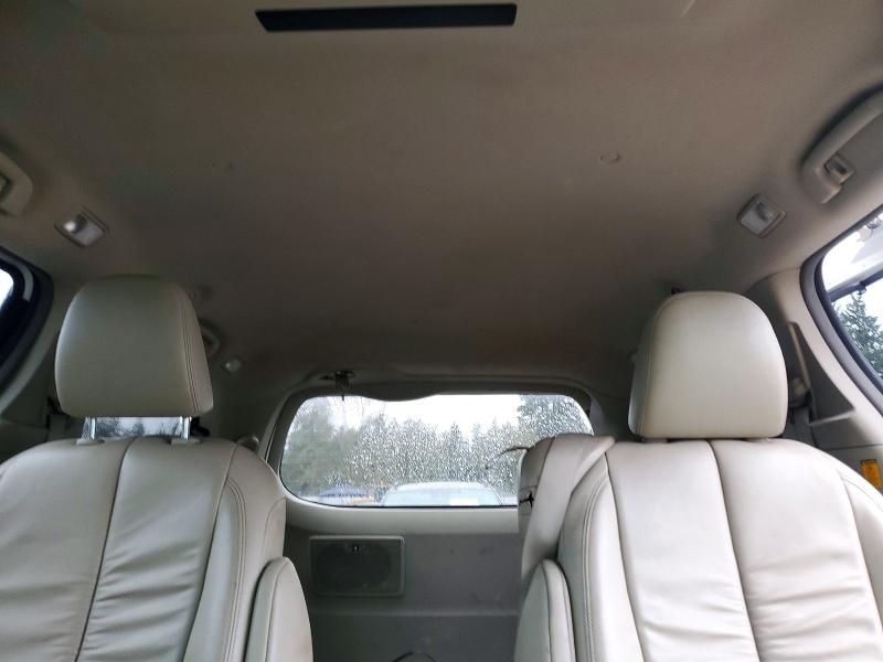 Photo 10 from auction – 2011 TOYOTA SIENNA XLE with VIN 5TDYK3DC1BS070643