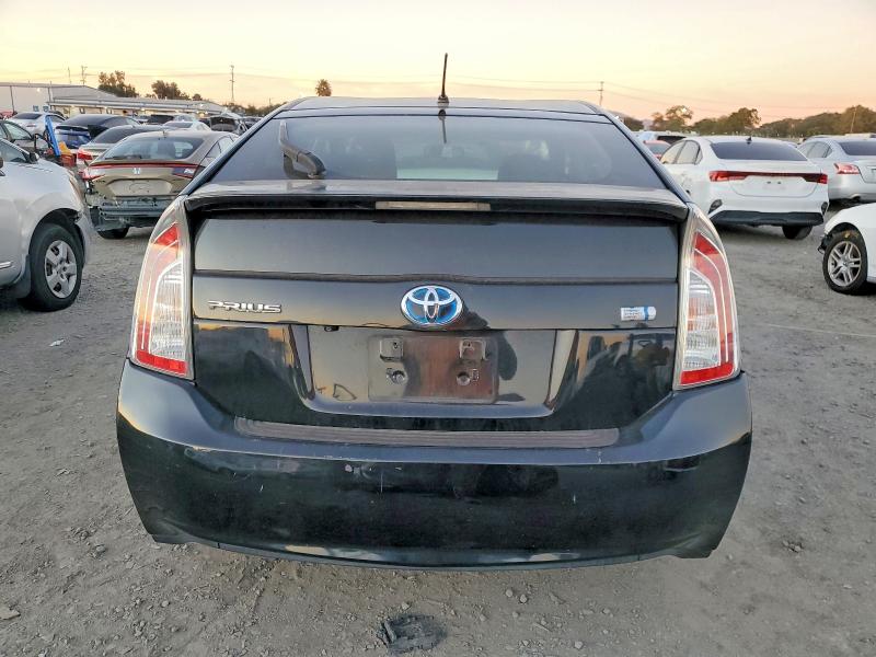 Photo 6 from auction – 2015 TOYOTA PRIUS with VIN JTDKN3DU0F0454511