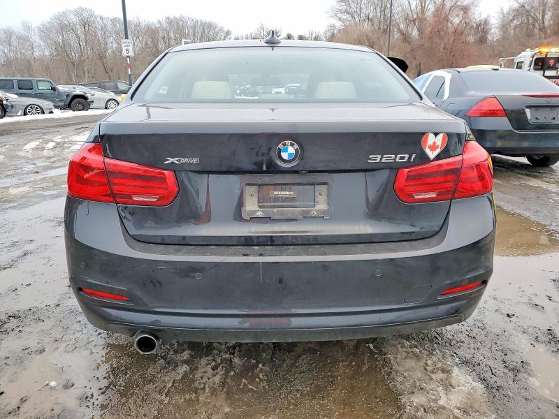 Photo 6 from auction – 2018 BMW 320 XI with VIN WBA8A3C58JA491547