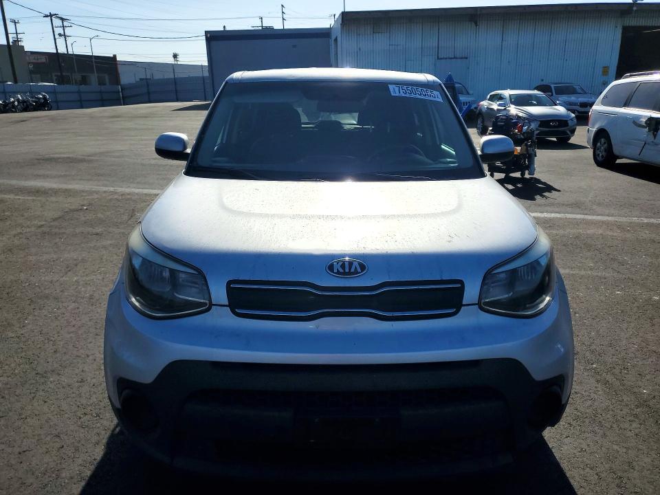 Photo 5 from auction – 2019 KIA SOUL with VIN KNDJN2A29K7684218