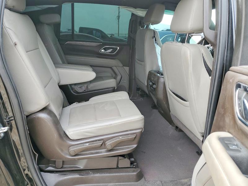 Photo 10 from auction – 2023 CHEVROLET SUBURBAN with VIN 1GNSCCKD6PR105415