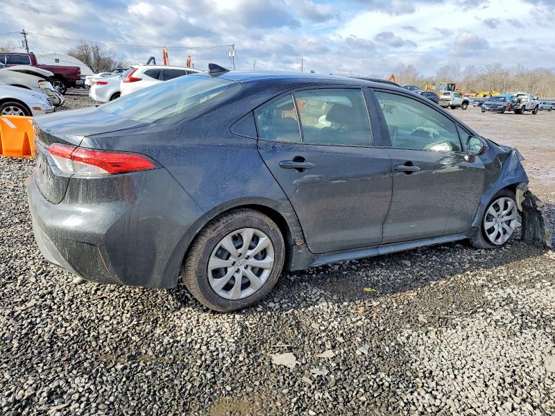 Photo 3 from auction – 2022 TOYOTA COROLLA with VIN JTDEPMAE7NJ216819