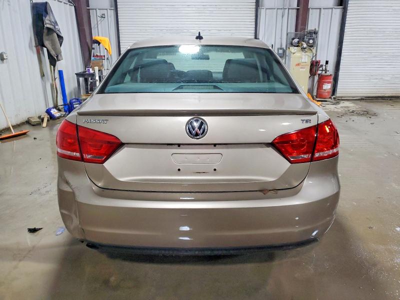 صورة رقم 6 من المزاد - 2015 VOLKSWAGEN PASSAT مع VIN 1VWAT7A35FC070322