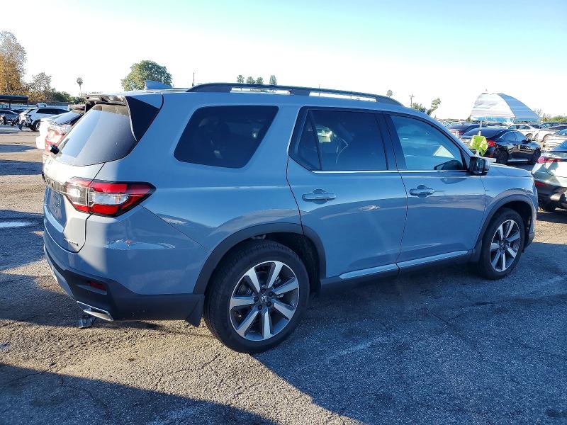 Photo 3 from auction – 2025 HONDA PILOT TOUR with VIN 5FNYG2H75SB027422