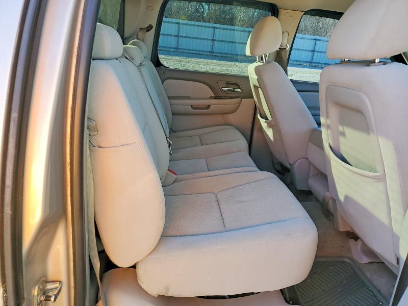 Photo 10 from auction – 2007 CHEVROLET AVALANCHE with VIN 3GNEC12J47G215371