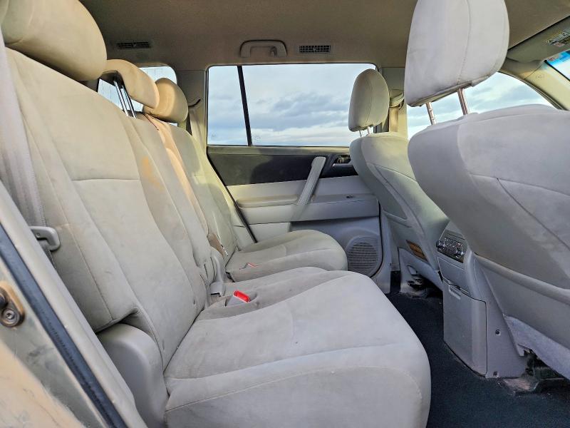 Photo 10 from auction – 2012 TOYOTA HIGHLANDER with VIN 5TDBK3EHXCS163744