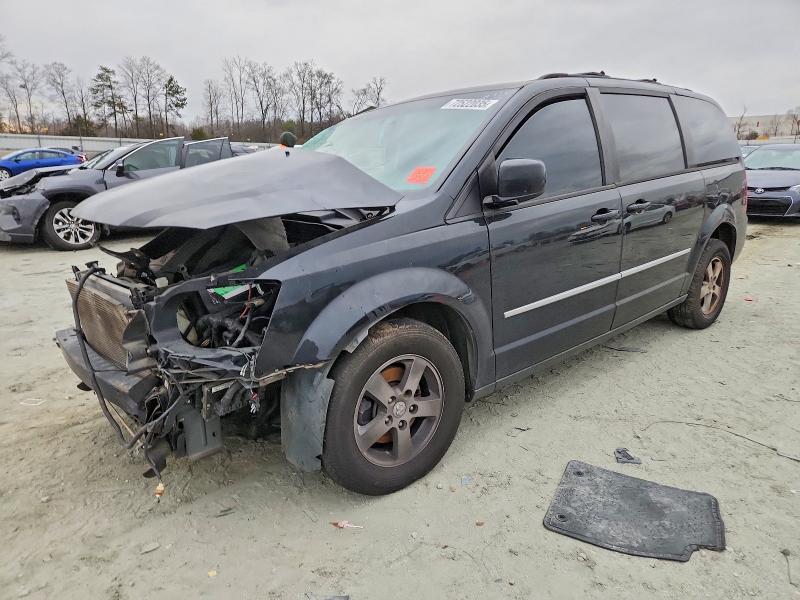 DODGE GRAND CARA 2010 с VIN 2D4RN5DX4AR443372 - Фото с аукциона