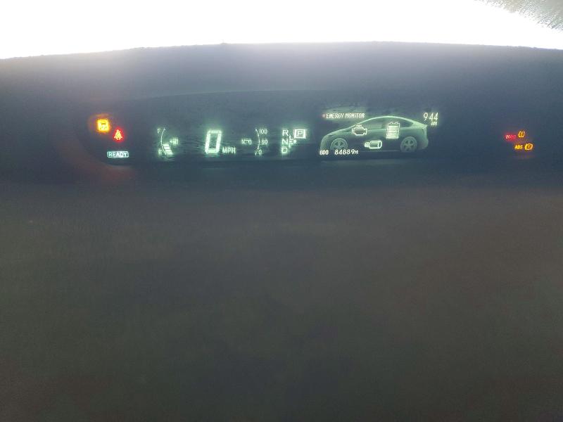 Photo 9 from auction – 2013 TOYOTA PRIUS with VIN JTDKN3DU5D1677957