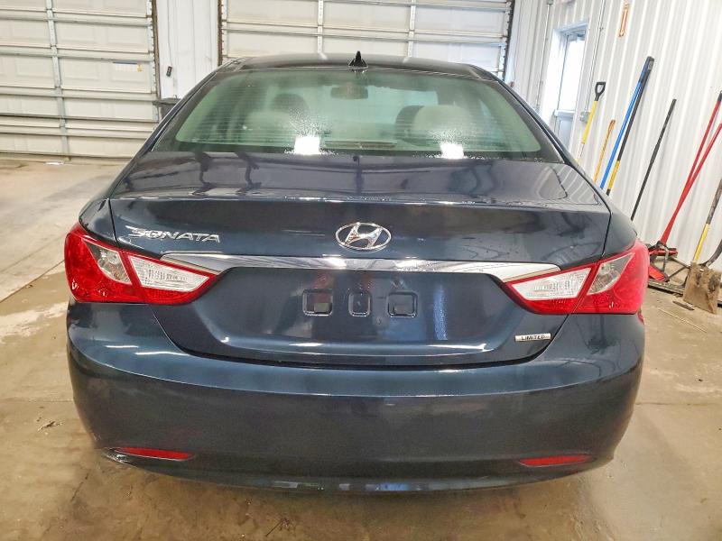 Photo 6 from auction – 2012 HYUNDAI SONATA SE with VIN 5NPEC4AC4CH383879