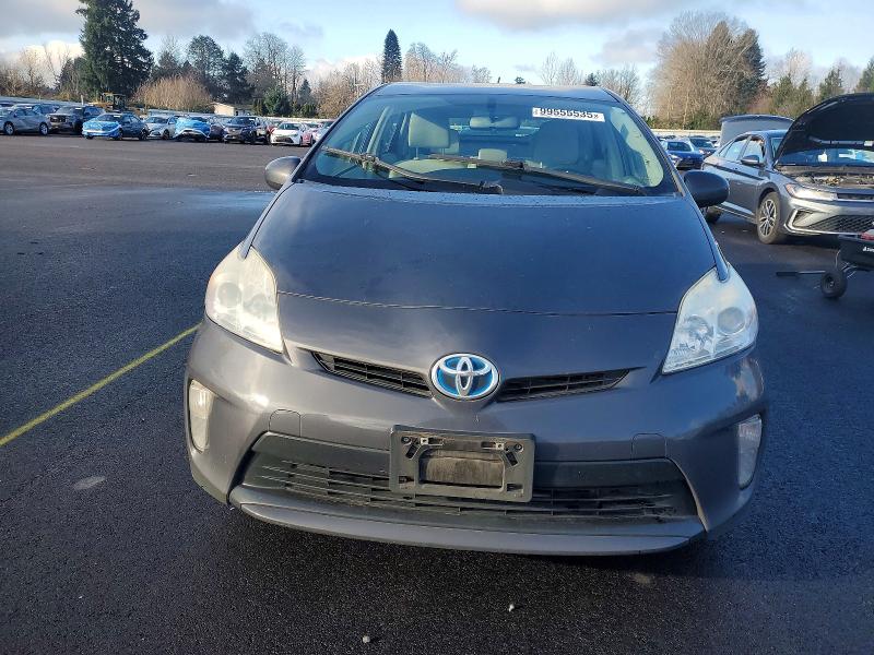 Zdjęcie 5 z aukcji – 2013 TOYOTA PRIUS z VIN JTDKN3DU2D5570616
