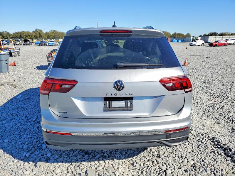 Photo 6 from auction – 2024 VOLKSWAGEN TIGUAN S with VIN 3VVRB7AX5RM166757