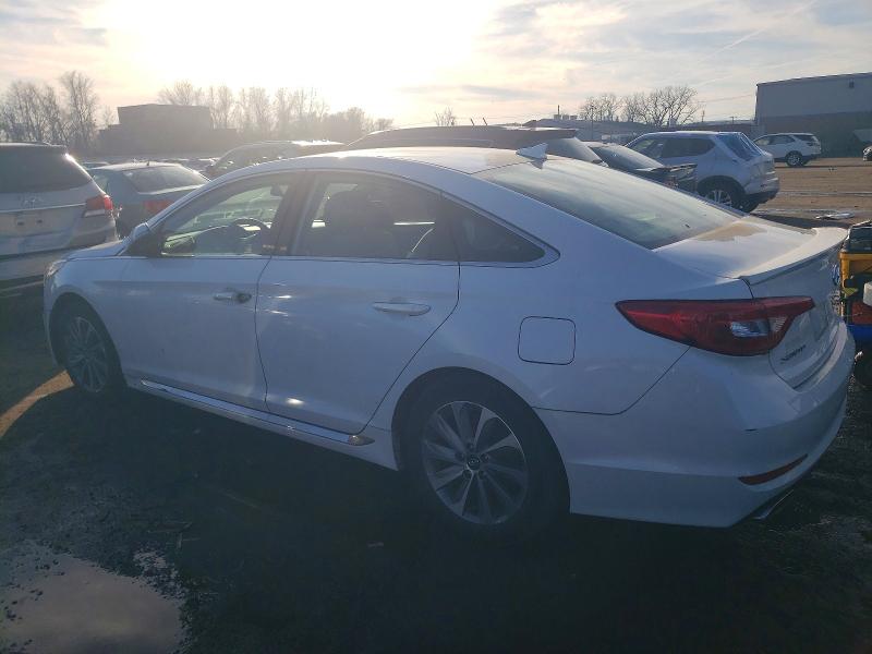 Photo 2 from auction – 2015 HYUNDAI SONATA with VIN 5NPE34AF9FH092910