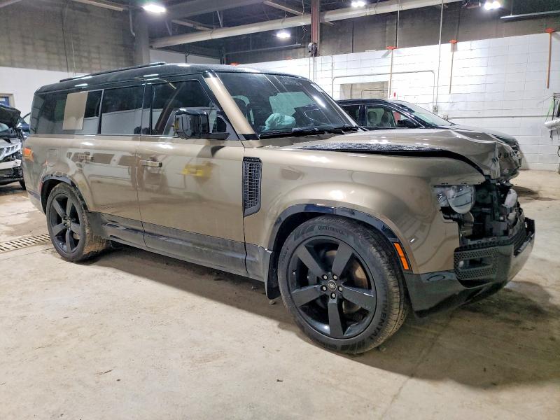 Photo 4 from auction – 2025 LAND ROVER DEFENDER 1 with VIN SALE2FEU8S2452129