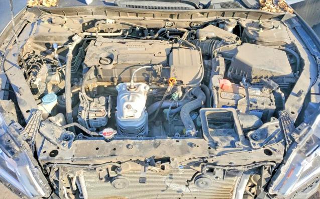Photo 11 from auction – 2016 HONDA ACCORD with VIN 1HGCR2F36GA051654