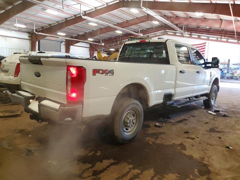 Photo 3 from auction – 2024 FORD F250 SUPER with VIN 1FT7W2BAXREF65631
