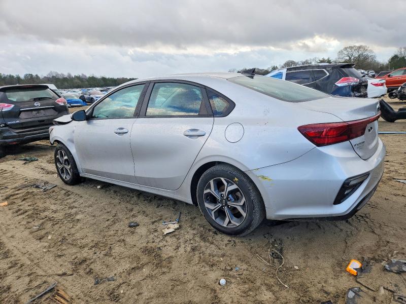 Photo 2 from auction – 2021 KIA FORTE with VIN 3KPF24AD7ME320975