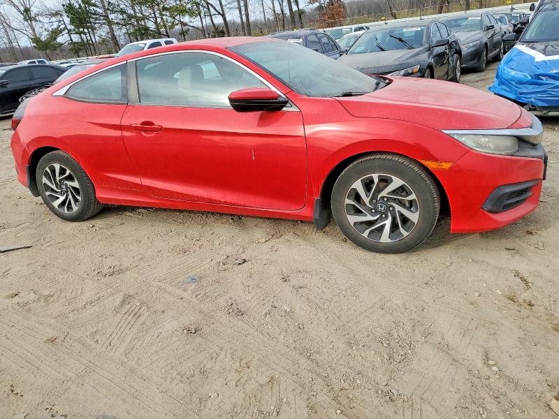 Photo 4 from auction – 2017 HONDA CIVIC LX with VIN 2HGFC4A58HH301675