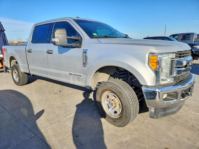 Photo 4 from auction – 2017 FORD F250 with VIN 1FT7W2BT0HEB40404